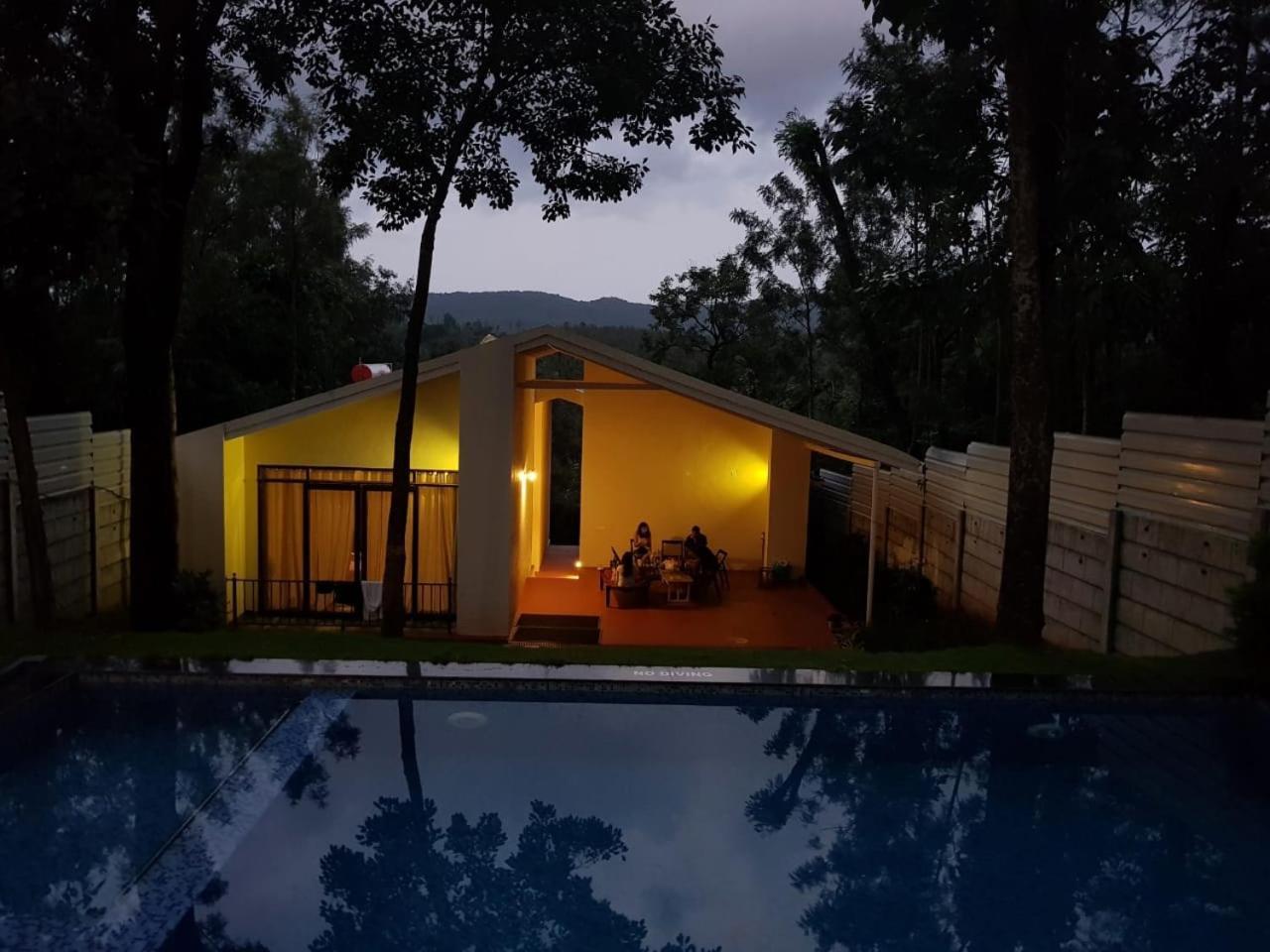 Aakriti Homestay Chikmagalur Exterior photo